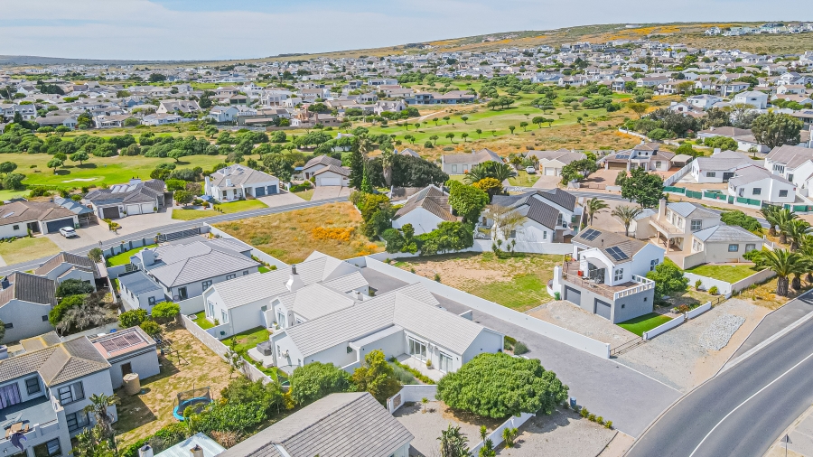 6 Bedroom Property for Sale in Country Club Western Cape